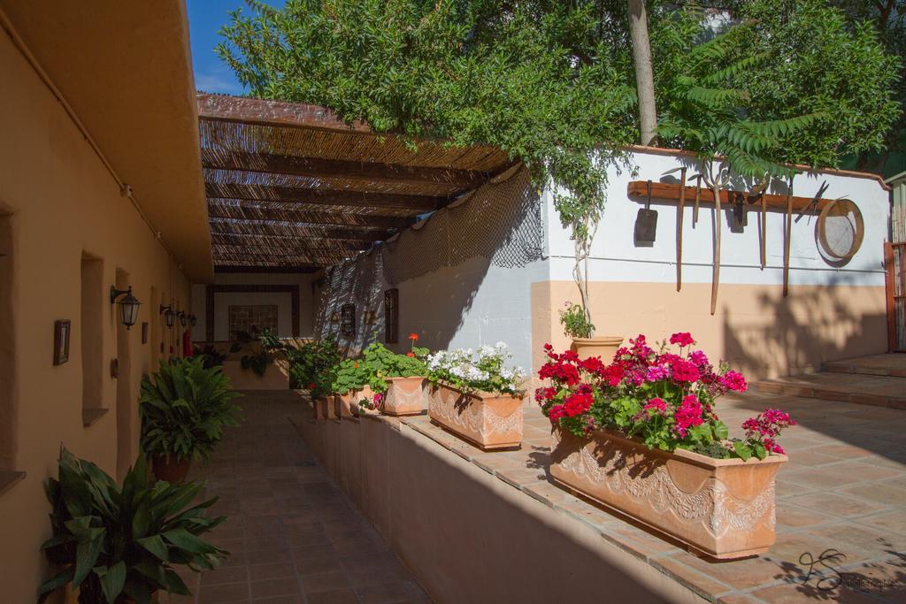 Hotel Cortijo De Salia Alcaucín Eksteriør billede