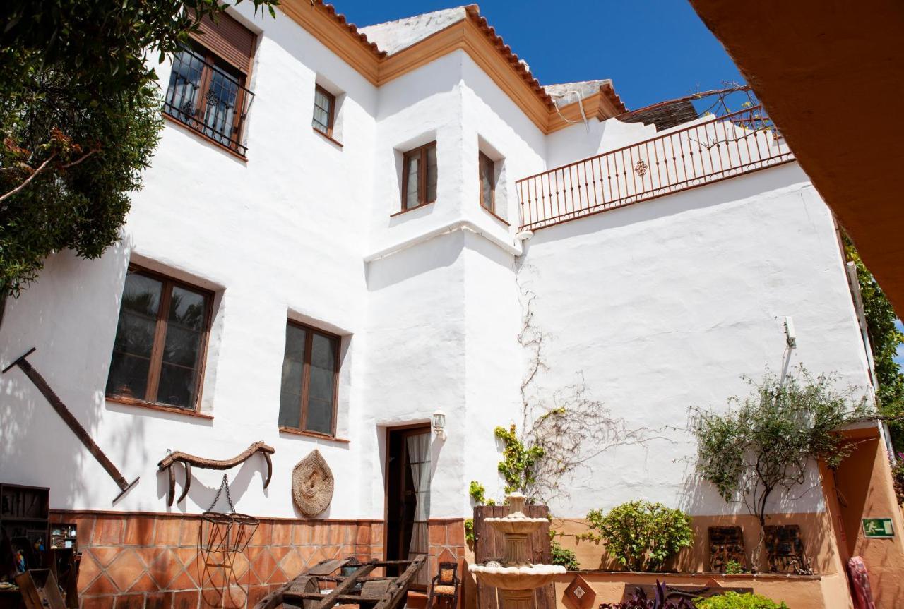 Hotel Cortijo De Salia Alcaucín Eksteriør billede