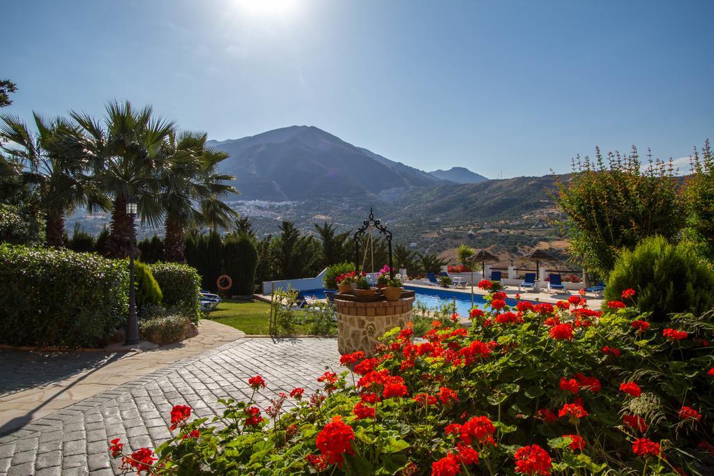Hotel Cortijo De Salia Alcaucín Eksteriør billede