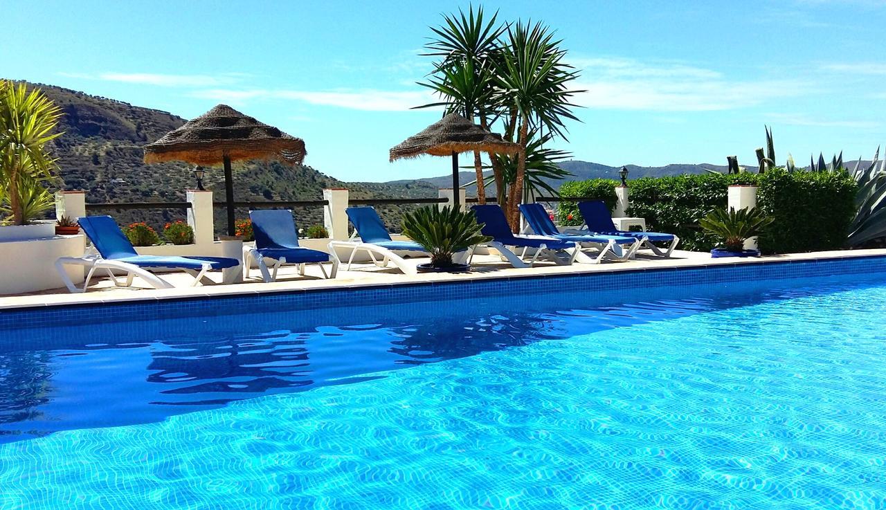 Hotel Cortijo De Salia Alcaucín Eksteriør billede