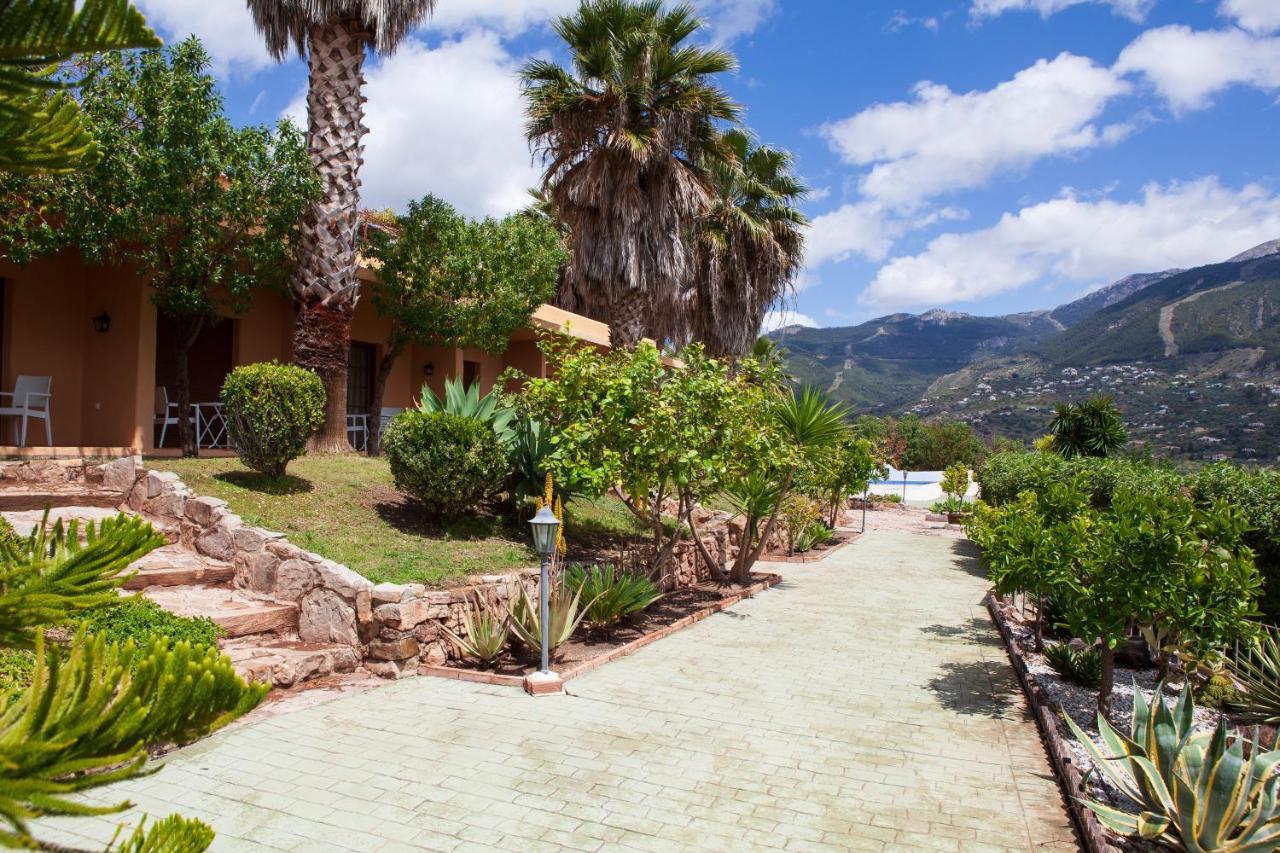 Hotel Cortijo De Salia Alcaucín Eksteriør billede