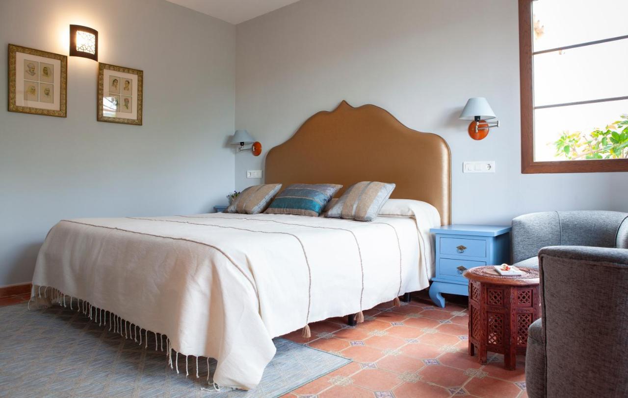 Hotel Cortijo De Salia Alcaucín Eksteriør billede
